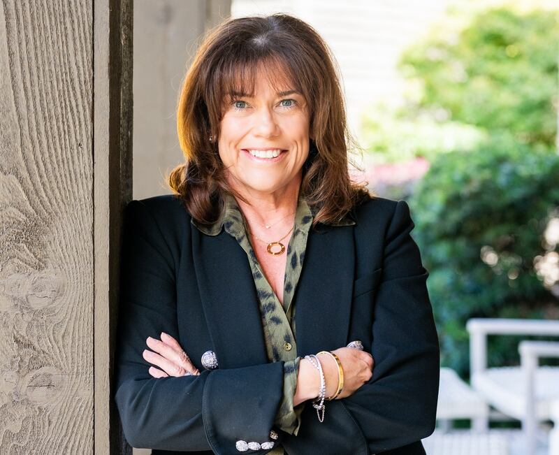 Suzy Deering