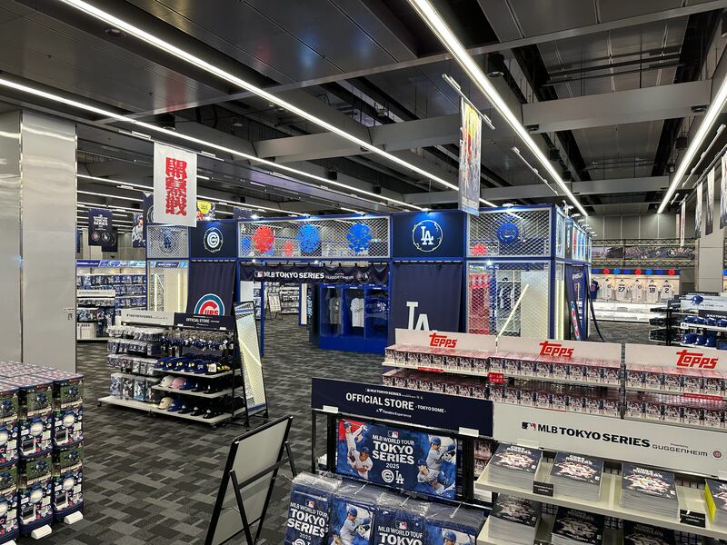 An image of the temporary Fanatics/MLB retail store opened in Tokyo for the Tokyo Series games between the Dodgers and Cubs.