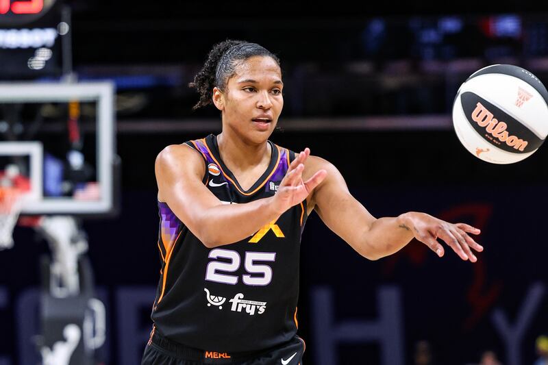 PHOENIX, ARIZONA - JUNE 17: Alyssa Thomas #25 of the Phoenix Mercury passes the ball during the second quarter against the Las Vegas Aces at Mortgage Matchup Center on June 17, 2026 in Phoenix, Arizona. NOTE TO USER: User expressly acknowledges and agrees that, by downloading and or using this photograph, User is consenting to the terms and conditions of the Getty Images License Agreement. (Photo by Aryanna Frank/Getty Images)